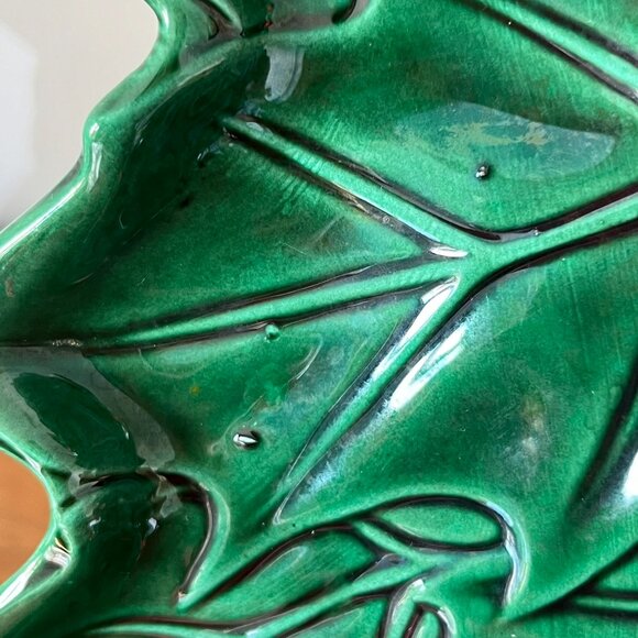 Vintage Lefton Christmas Tree Shaped Plate w/ Holly Berry Candy Nut Dish 2691 - Picture 8 of 8